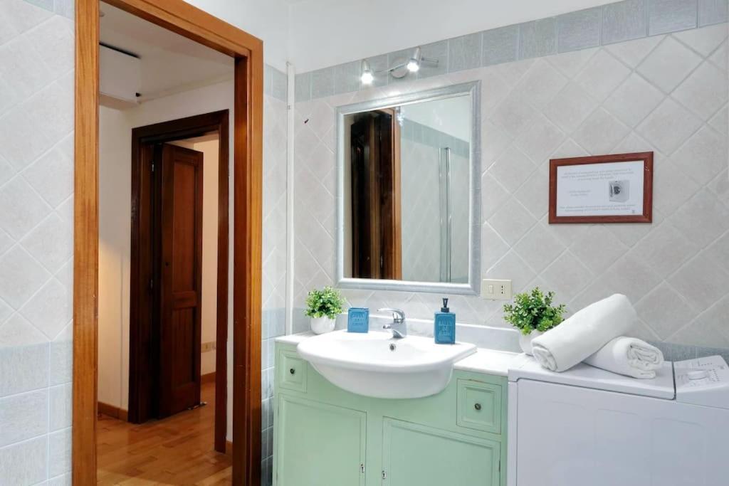 Vatican Spacious Modi Apartment Рим Экстерьер фото